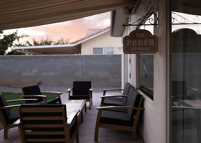 Desert Ranchhouse Page